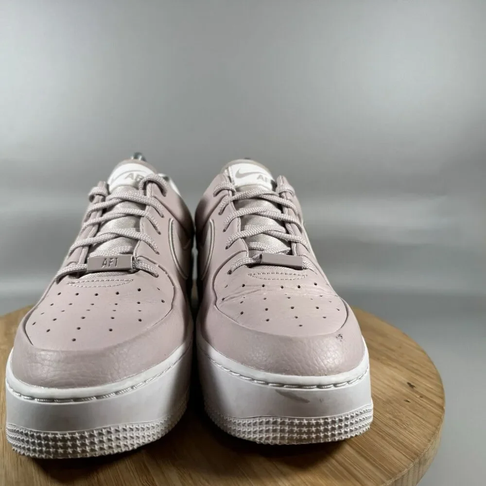 Nike‎ Women's Air Force 1 Sage Low Platinum Leather Sneakers Size 10 CJ1642-002